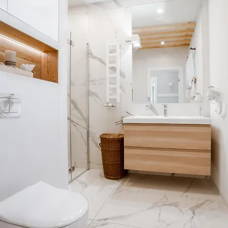 Stilvolles Haus Ganz Nah Am Unieście